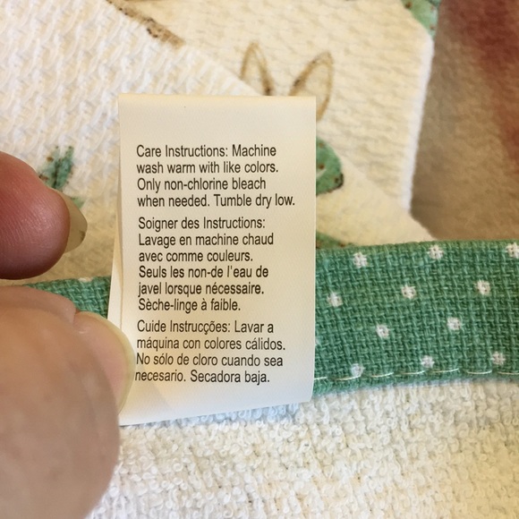 Bunnies All Over Spring Easter Kitchen Towels Set of Two NWT Cotton 18”x28” - Picture 8 of 15